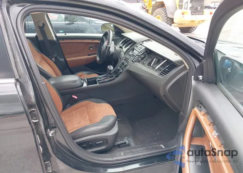 2010 Ford Taurus Sho from USA, damaged, VIN 1FAHP2KT3AG120438